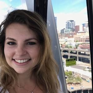 Meet your Posher, Hayley